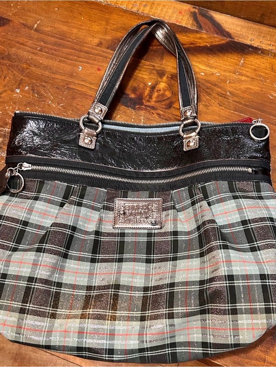 Coach Handbags - Coach poppy Plaid Tote Bag with hang tag